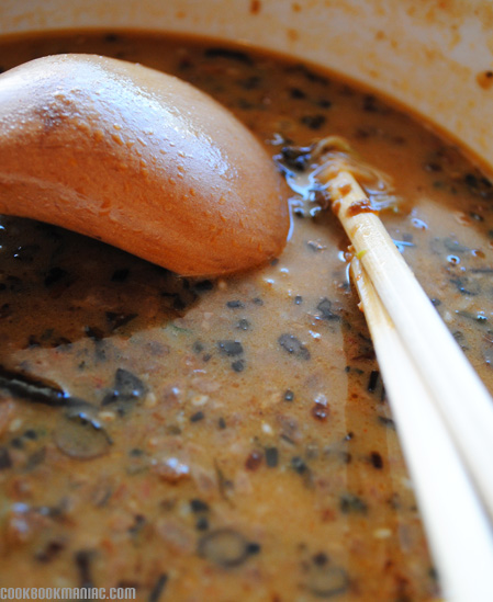 noodles egg tonkotsu broth tantan tan tan gyoza soup garlic pork famous 